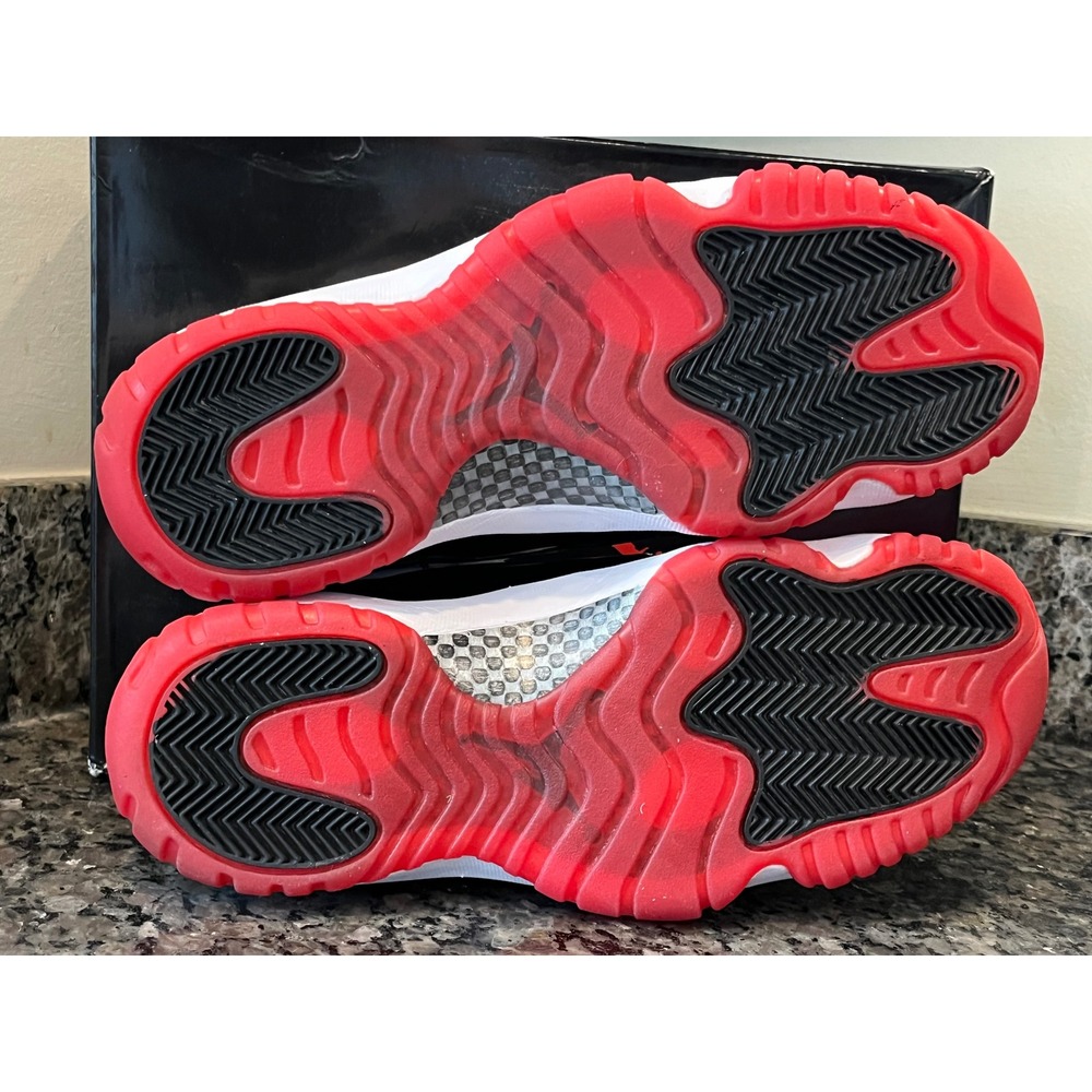 Jordan 11 Retro Low Concord Bred White Black Red AV2187-160 Mens Size 9 - Picture 7 of 10